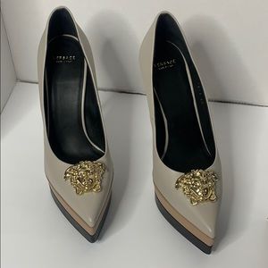 Authentic brand new Versace heelS